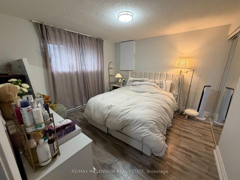 Photo 12 at 145 Londonderry Street, Vanier, Oshawa