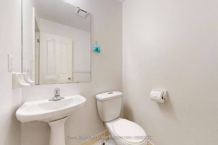 Photo 17 at 5525 Fleur-De-Lis, East Credit, Mississauga