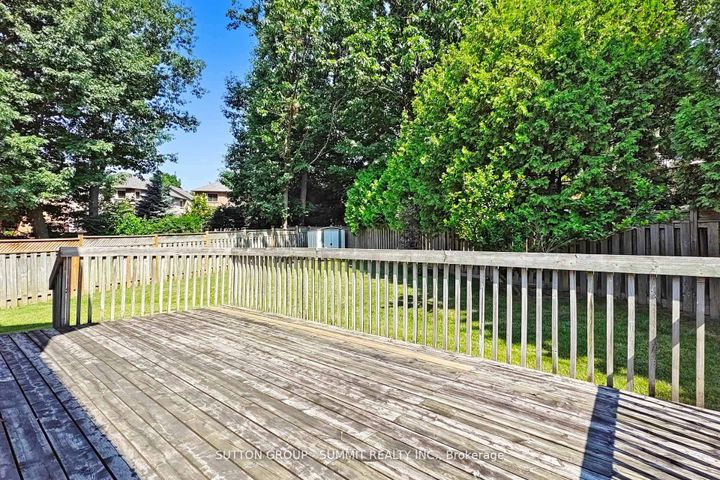 Photo 41 at 5525 Fleur-De-Lis, East Credit, Mississauga