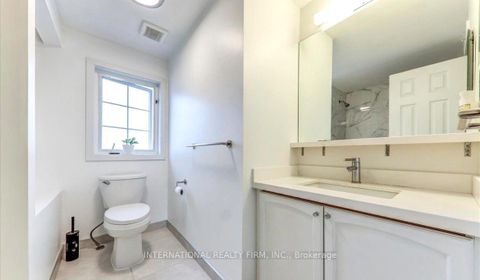 Photo 19 at 15 Hewitt Place, Georgian Drive, Barrie