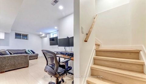 Photo 21 at 15 Hewitt Place, Georgian Drive, Barrie