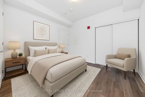 Photo 10 at 228 - 50 Lakebreeze Drive, Newcastle, Clarington