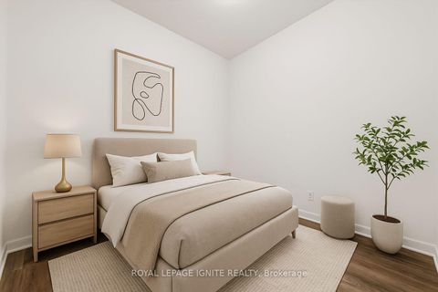 Photo 11 at 228 - 50 Lakebreeze Drive, Newcastle, Clarington