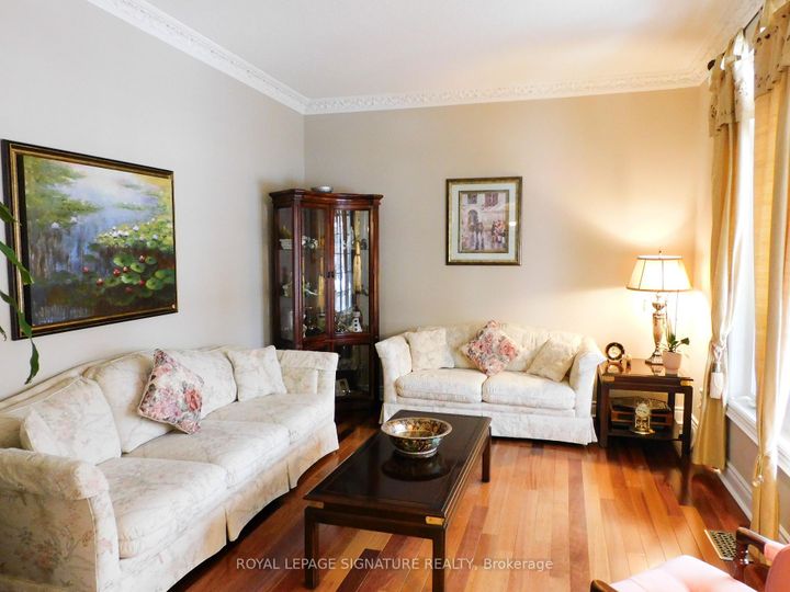 Photo 2 at 1590 Hallstone Road, Bram West, Brampton