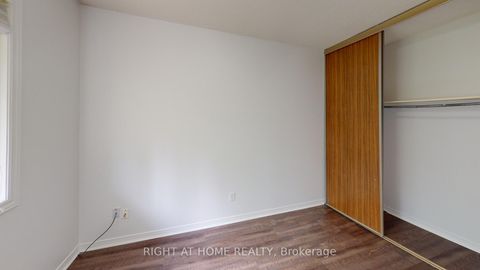 Photo 6 at 304 - 25 Meadow Lane, Ardagh, Barrie