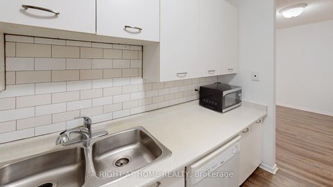 Photo 7 at 304 - 25 Meadow Lane, Ardagh, Barrie