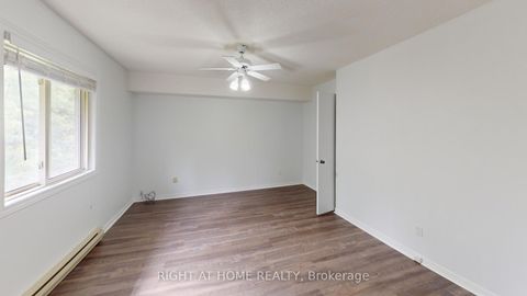 Photo 11 at 304 - 25 Meadow Lane, Ardagh, Barrie