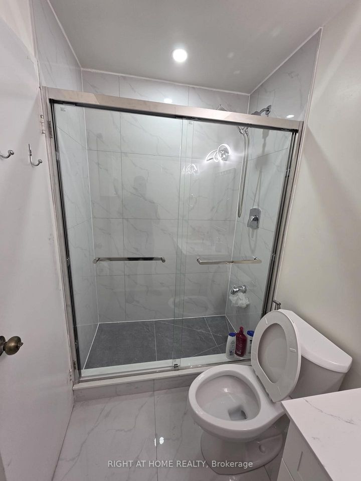 Photo 5 at 1912 - 25 Kensington Road, Queen Street Corridor, Brampton