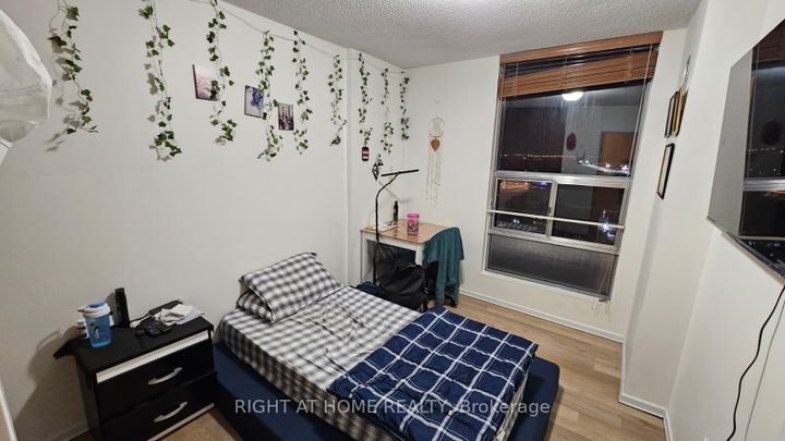 Photo 6 at 1912 - 25 Kensington Road, Queen Street Corridor, Brampton