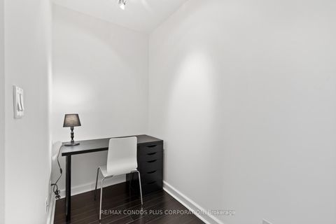 Photo 14 at 930 - 36 Blue Jays Way, Waterfront Communities C1, Toronto