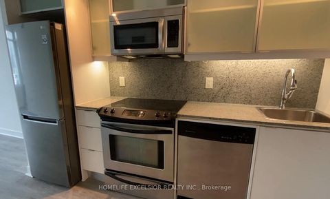 Photo 5 at 3203 - 25 Telegram Mews, Waterfront Communities C1, Toronto