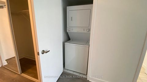 Photo 8 at 3203 - 25 Telegram Mews, Waterfront Communities C1, Toronto