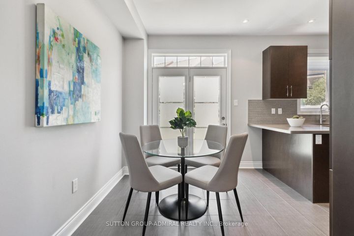 Photo 9 at 67 Bristlewood Crescent, Patterson, Vaughan