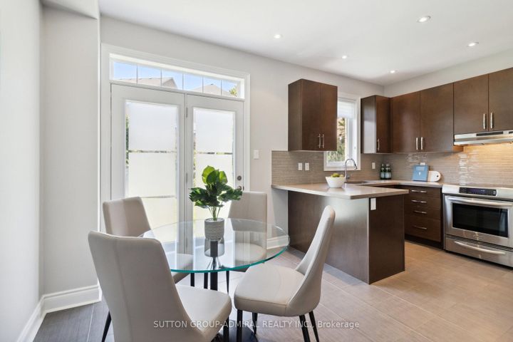 Photo 10 at 67 Bristlewood Crescent, Patterson, Vaughan