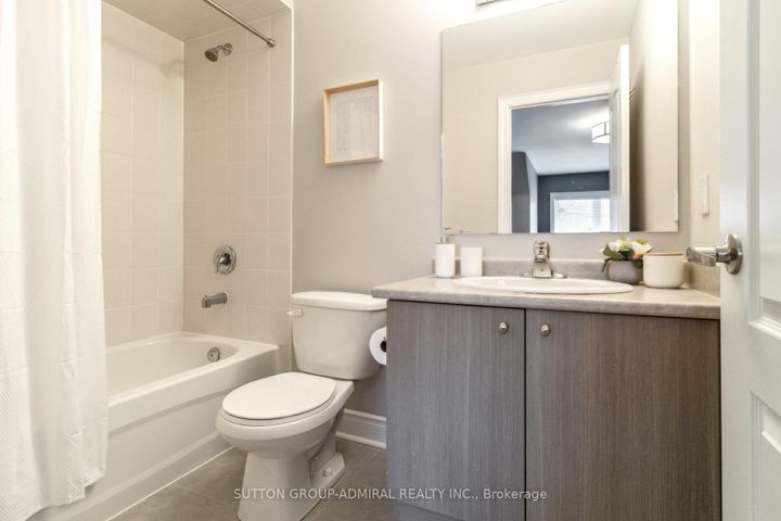 Photo 33 at 67 Bristlewood Crescent, Patterson, Vaughan