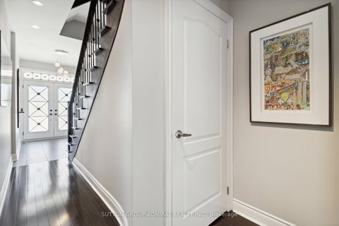 Photo 4 at 67 Bristlewood Crescent, Patterson, Vaughan