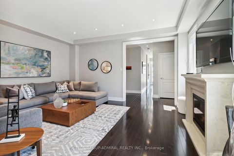 Photo 7 at 67 Bristlewood Crescent, Patterson, Vaughan