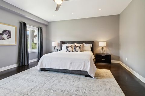 Photo 21 at 67 Bristlewood Crescent, Patterson, Vaughan