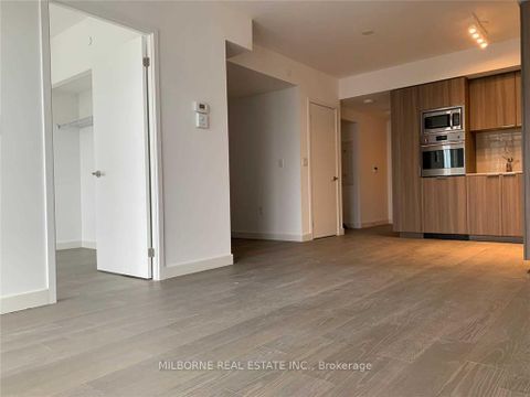 Photo 12 at 904 - 11 Wellesley Street W, Bay Street Corridor, Toronto