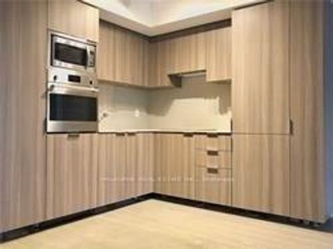 Photo 14 at 904 - 11 Wellesley Street W, Bay Street Corridor, Toronto