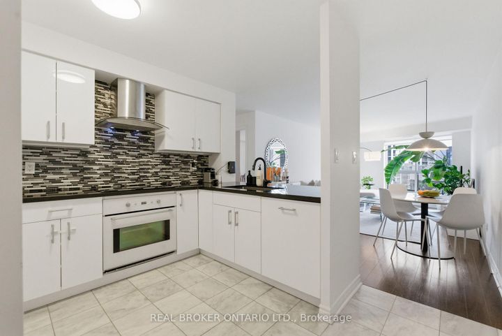 Photo 6 at 1112 - 2111 Lakeshore Boulevard W, Mimico, Toronto