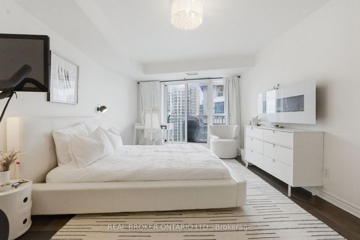 Photo 17 at 1112 - 2111 Lakeshore Boulevard W, Mimico, Toronto