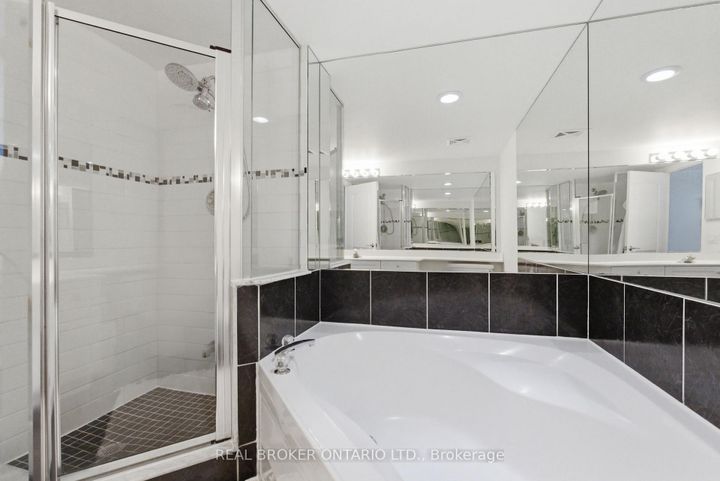 Photo 22 at 1112 - 2111 Lakeshore Boulevard W, Mimico, Toronto