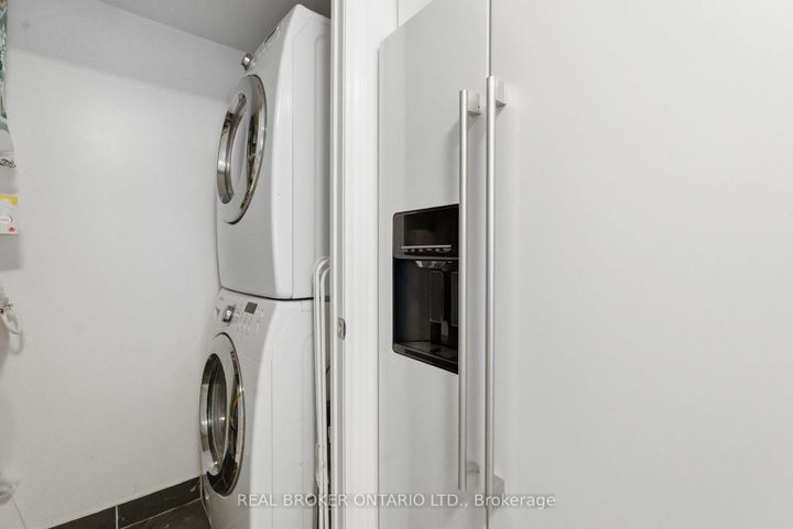 Photo 25 at 1112 - 2111 Lakeshore Boulevard W, Mimico, Toronto