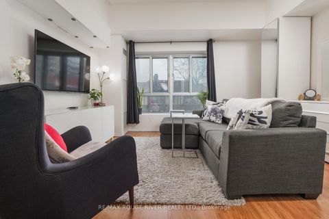 Photo 6 at 307 - 15 Maplewood Avenue, Cedarvale, Toronto