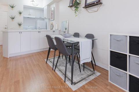 Photo 9 at 307 - 15 Maplewood Avenue, Cedarvale, Toronto