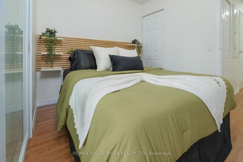 Photo 11 at 307 - 15 Maplewood Avenue, Cedarvale, Toronto