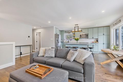 Photo 10 at 4 Selby Street, Cookstown, Innisfil