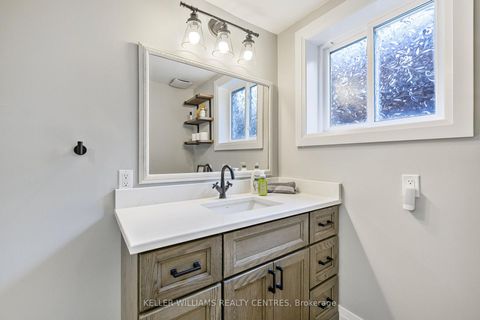 Photo 36 at 4 Selby Street, Cookstown, Innisfil