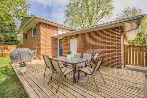 Photo 39 at 4 Selby Street, Cookstown, Innisfil