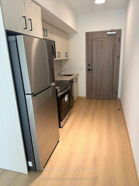 Photo 5 at 201 - 3421 Sheppard Avenue, Sullivan, Toronto