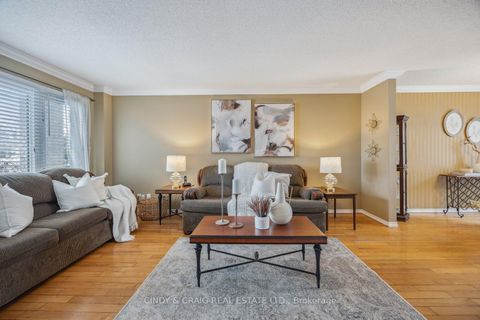 Photo 3 at 840 Charisma Crescent, McLaughlin, Oshawa