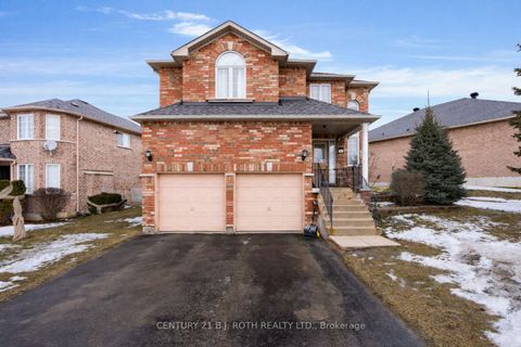 Photo 1 at 32 Prince of Wales Drive, Shore, Barrie