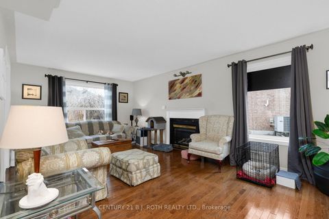 Photo 9 at 32 Prince of Wales Drive, Shore, Barrie