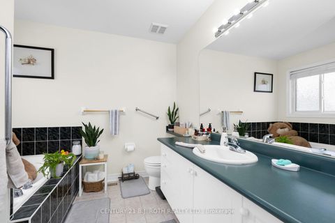 Photo 16 at 32 Prince of Wales Drive, Shore, Barrie