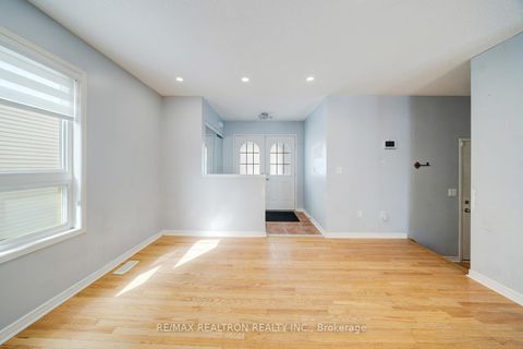 Photo 6 at 115 Honeyman Drive, Bowmanville, Clarington