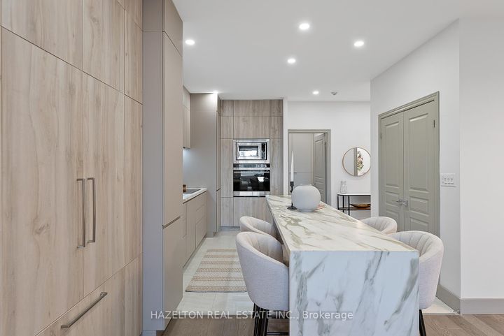 Photo 10 at 1209 - 102 Bloor Street W, Annex, Toronto