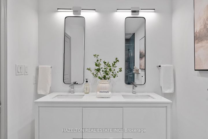 Photo 17 at 1209 - 102 Bloor Street W, Annex, Toronto