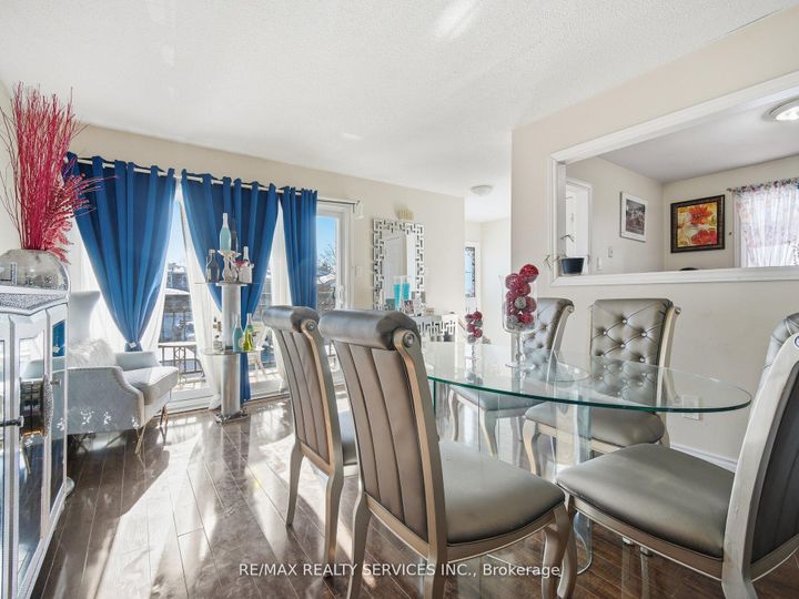 Photo 7 at 8 Deerpark Crescent, Brampton West, Brampton