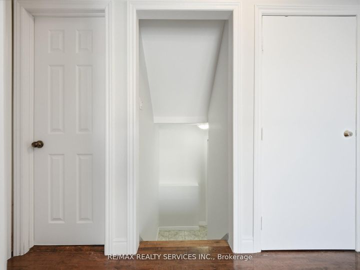 Photo 23 at 8 Deerpark Crescent, Brampton West, Brampton