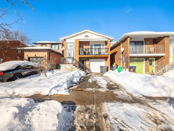 Photo 33 at 8 Deerpark Crescent, Brampton West, Brampton