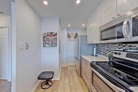 Photo 5 at 420 - 309 Major Mackenzie Drive E, Harding, Richmond Hill