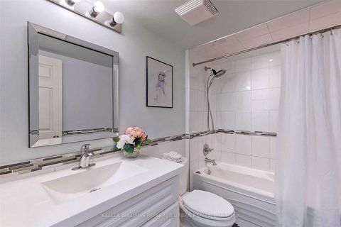 Photo 14 at 420 - 309 Major Mackenzie Drive E, Harding, Richmond Hill