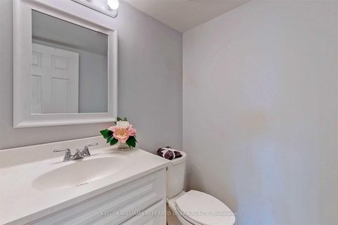 Photo 15 at 420 - 309 Major Mackenzie Drive E, Harding, Richmond Hill