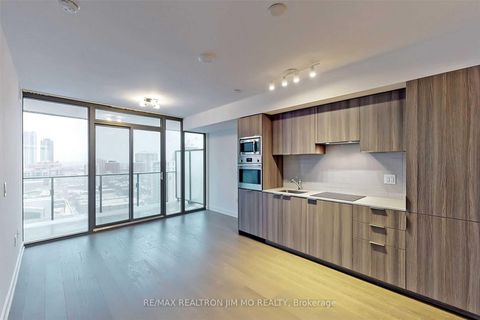 Photo 10 at 1501 - 11 Wellesley Street W, Bay Street Corridor, Toronto