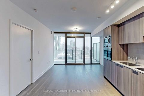 Photo 12 at 1501 - 11 Wellesley Street W, Bay Street Corridor, Toronto